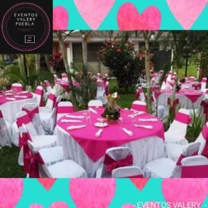 Cubre mantel color fucsia