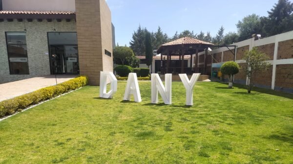 Letras gigantes 1.20 de alto por 70 cm de ancho - Imagen 2